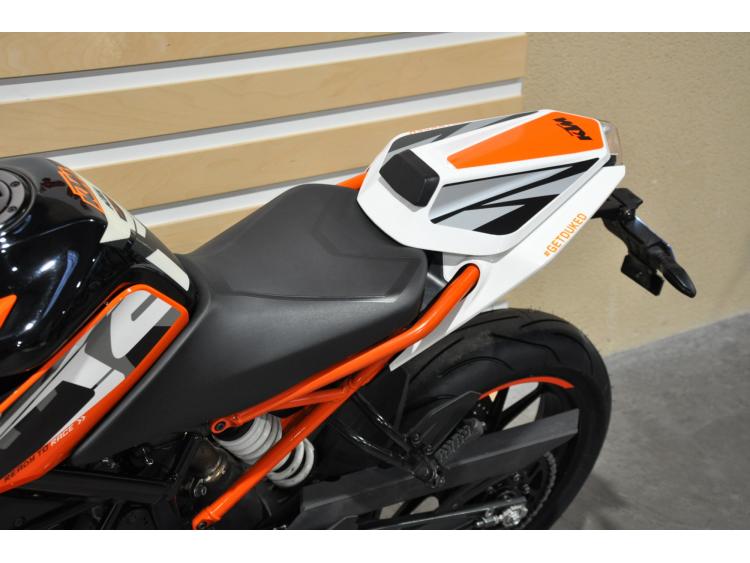   KTM 125 DUKE ABS