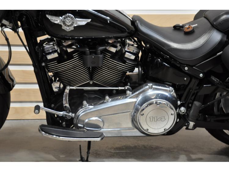 HARLEY-DAVIDSON SOFTAIL FAT BOY 114CI