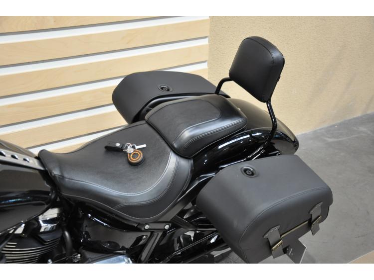 HARLEY-DAVIDSON SOFTAIL FAT BOY 114CI