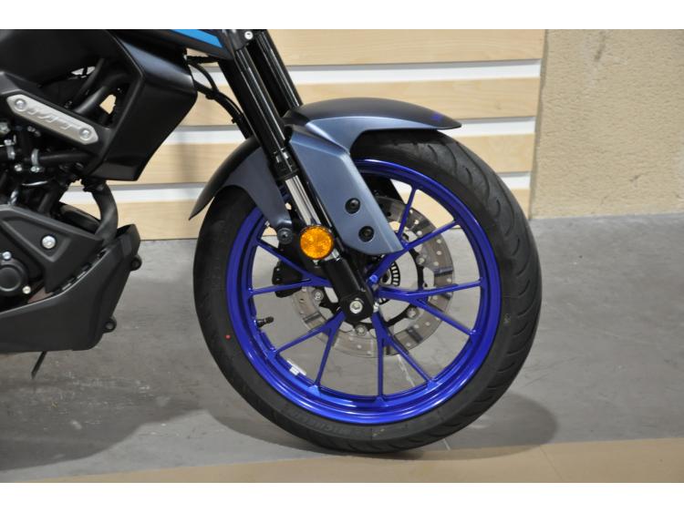 YAMAHA MT-125