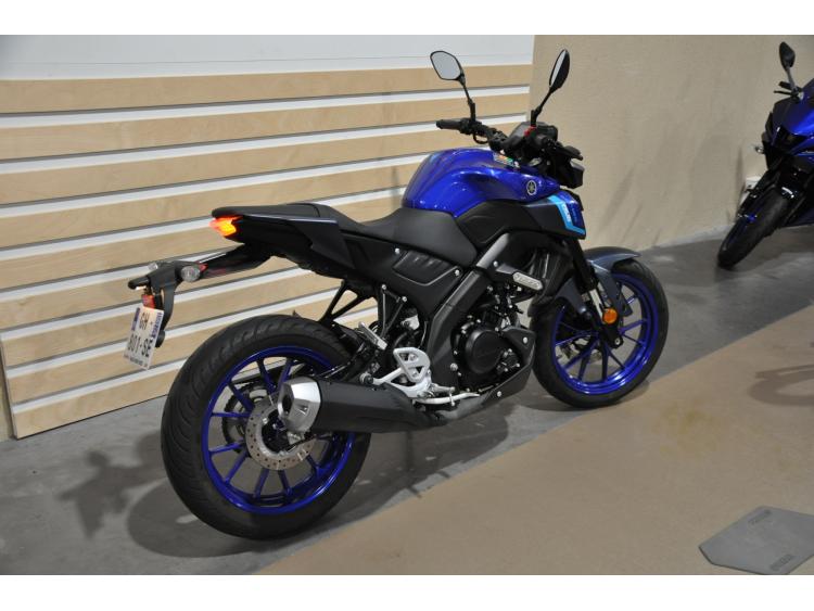 YAMAHA MT-125