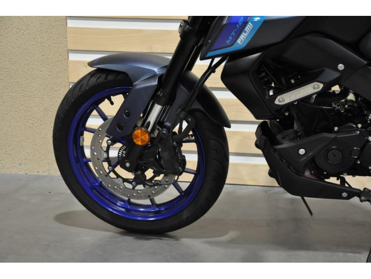 YAMAHA MT-125