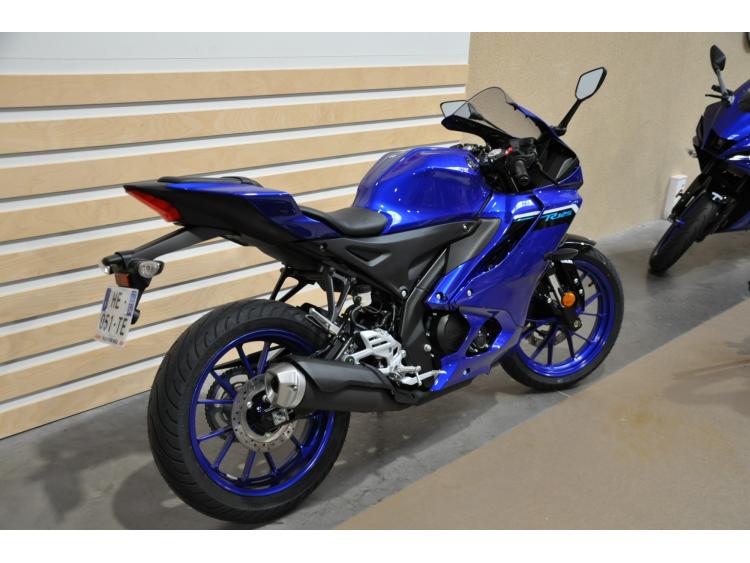 YAMAHA YZF-R125