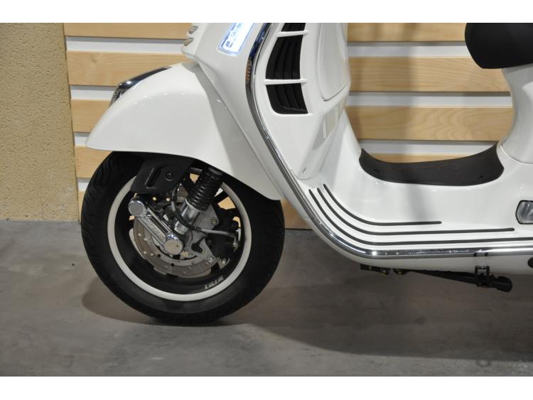 PIAGGIO Vespa 125 GTS
