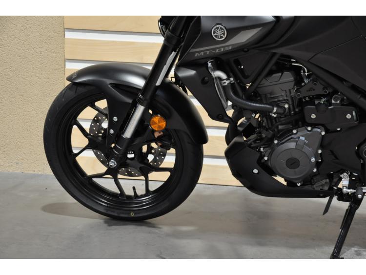 YAMAHA MT-03 300