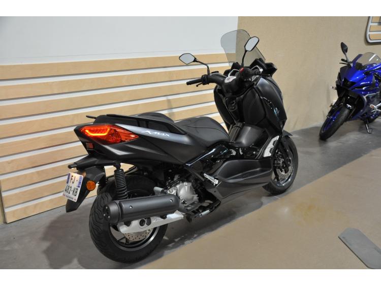 YAMAHA X-MAX 125 IRON MAX