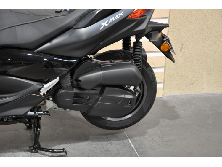 YAMAHA X-MAX 125 IRON MAX