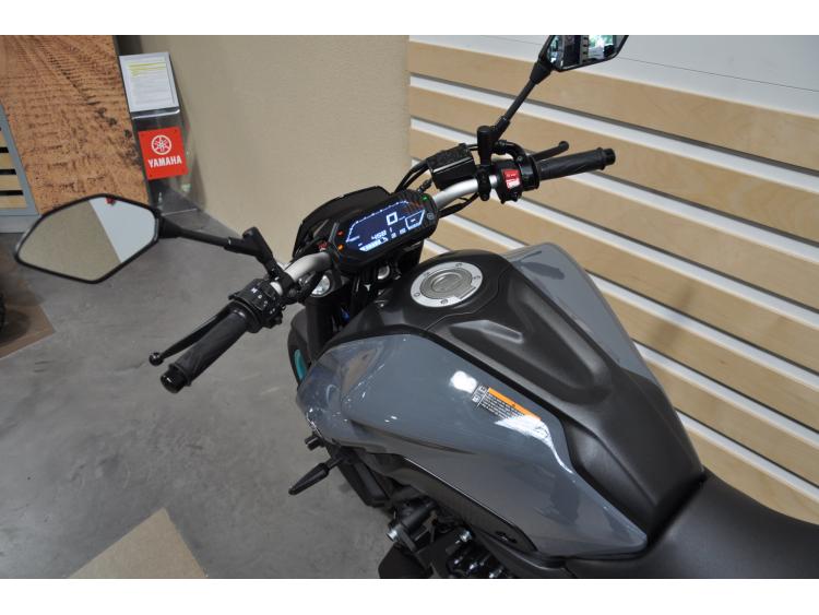 YAMAHA MT-07 (47.5CV)