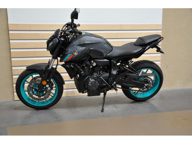 YAMAHA MT-07 (47.5CV)