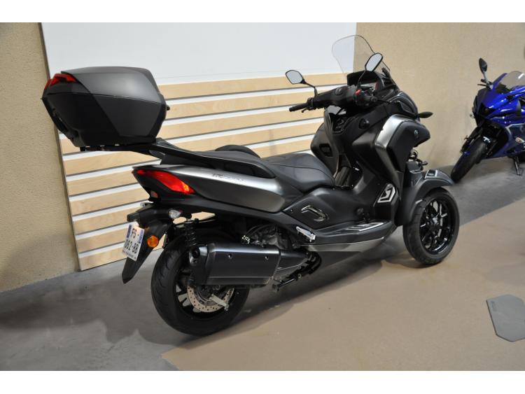 YAMAHA TRICITY 300